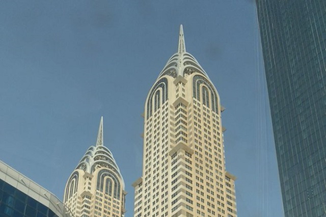 沙迦自貿(mào)區(qū)公司注冊(cè):本地董事要求深度解析